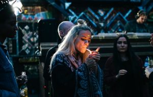 روان پریشی ناشی از دارو: علائم و درمان